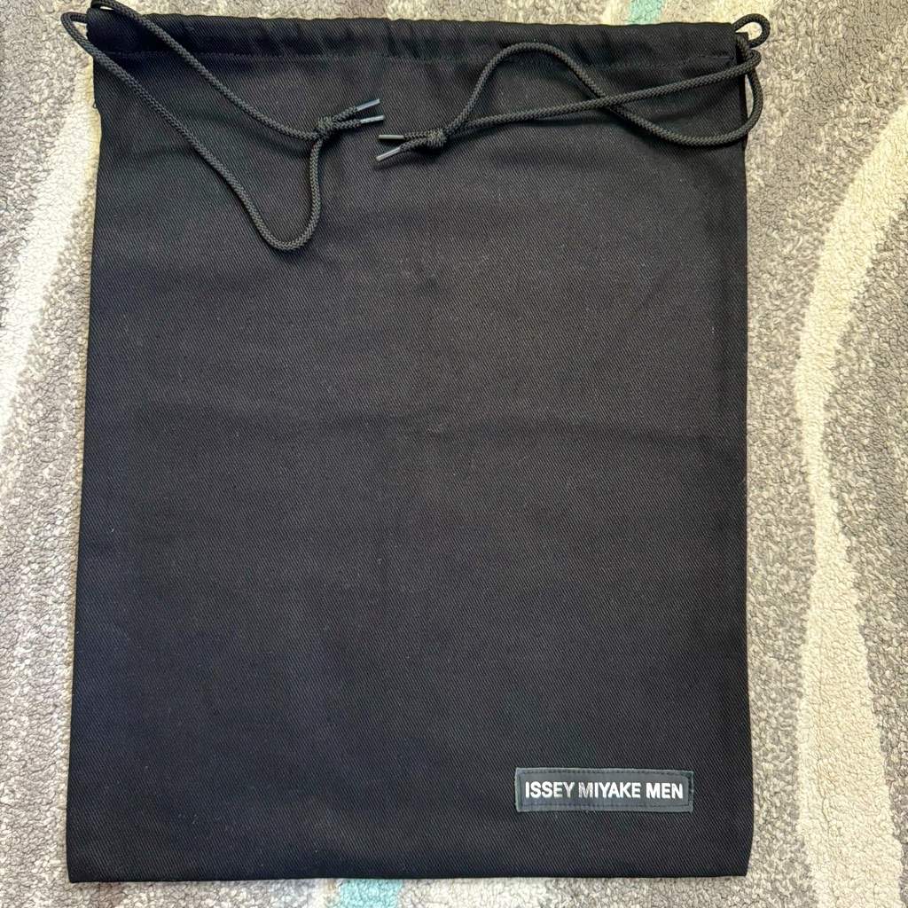 Issey Miyake Dust Cover Issey Miyake Dust Cover